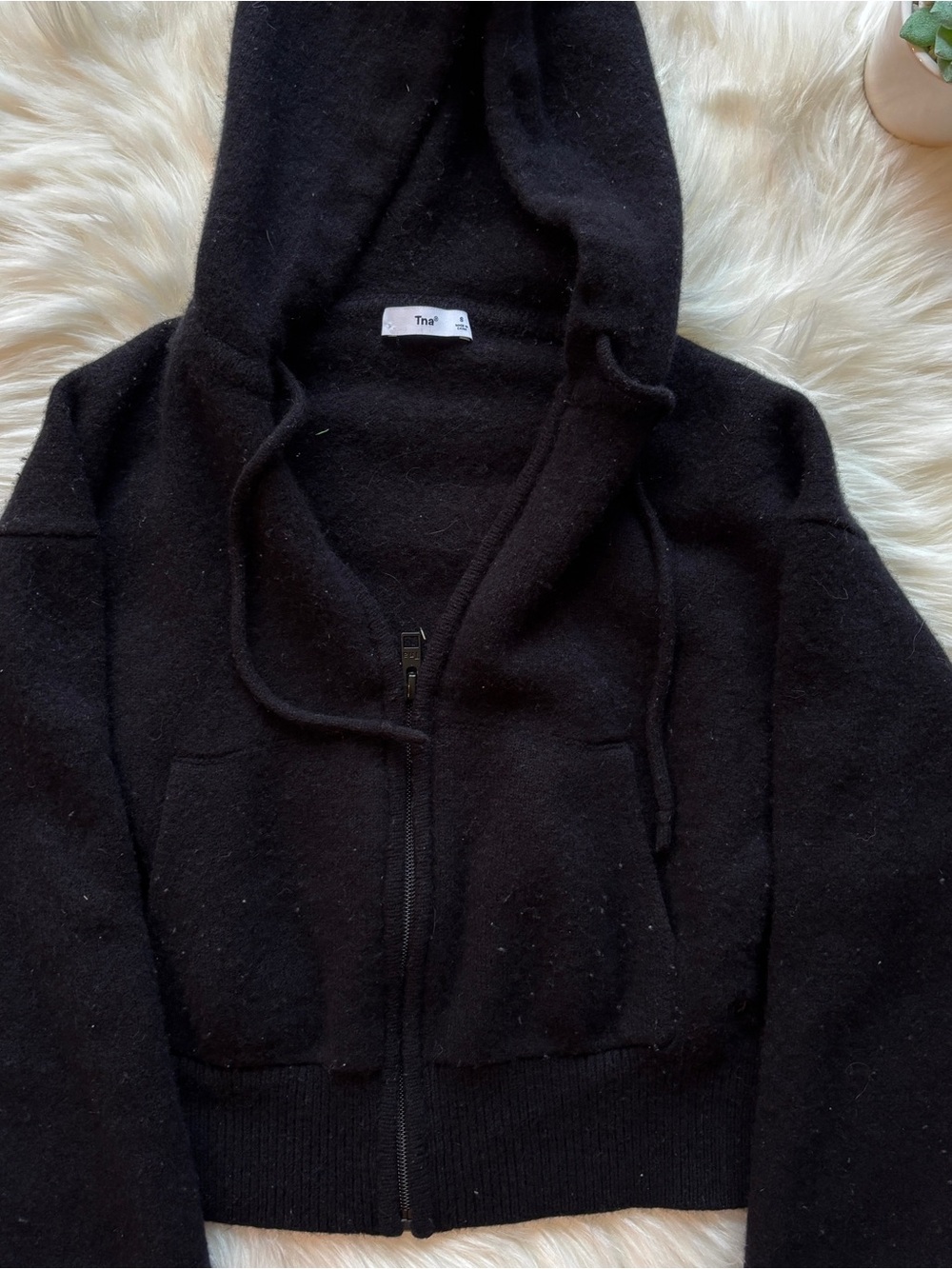 Aritzia TNA Peyton Black Full Zip Hoodie